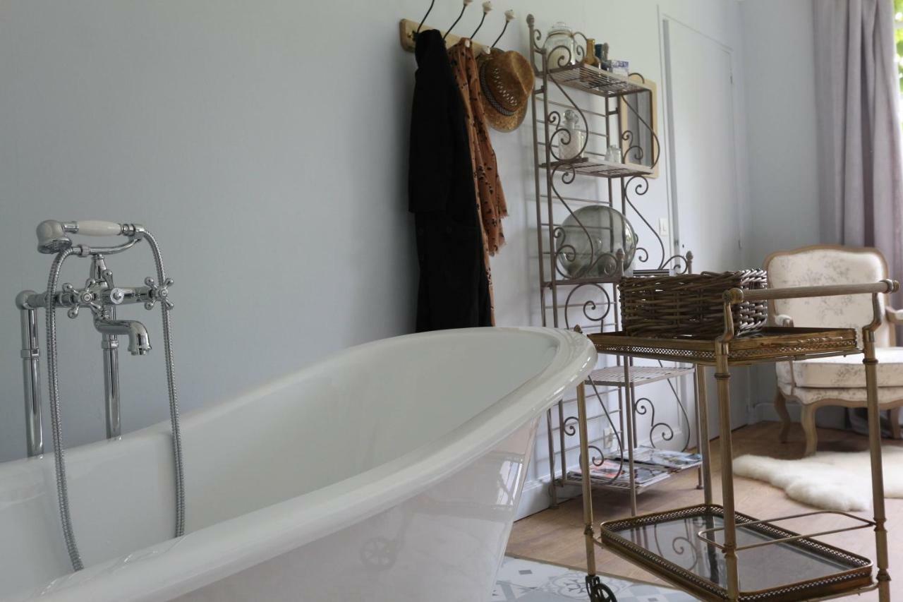 La Douce Folie Bed and Breakfast Saint-Julien-le-Faucon Esterno foto