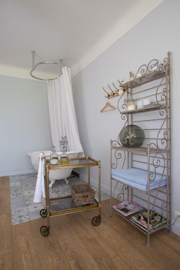 La Douce Folie Bed and Breakfast Saint-Julien-le-Faucon Esterno foto